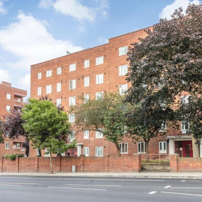 Top Floor 1 Bedroom Apartment With Views Over London Exteriör bild